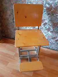 Детский стульчик,регулировка  по высоте над столом