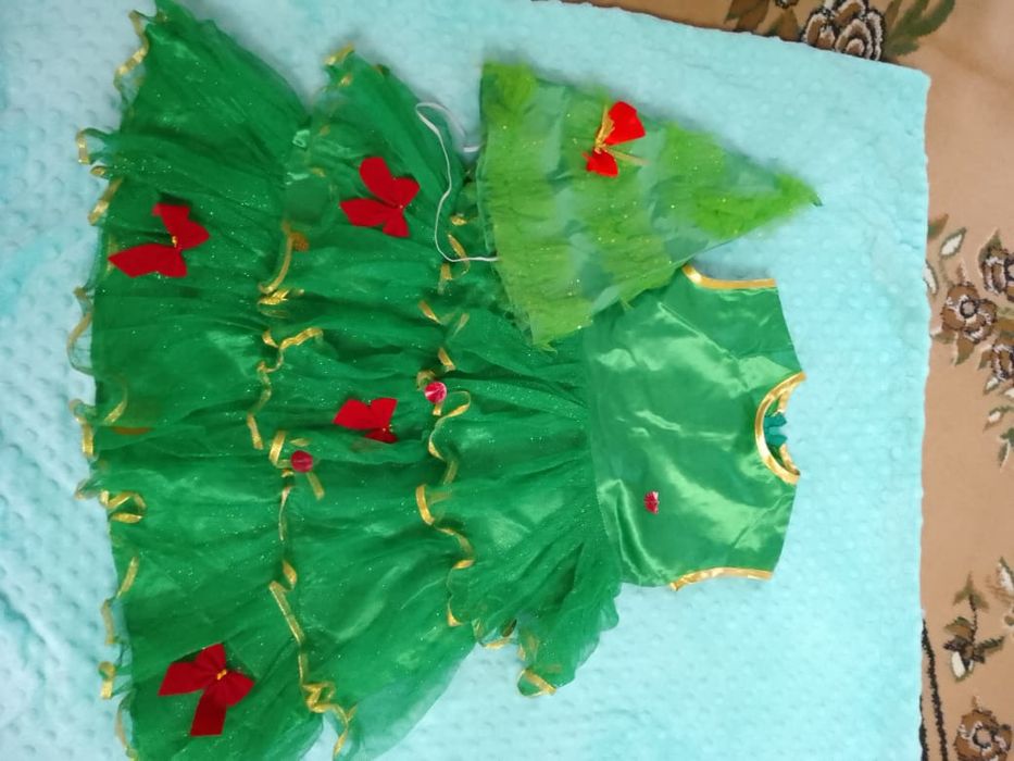 Продам новогодние наряды