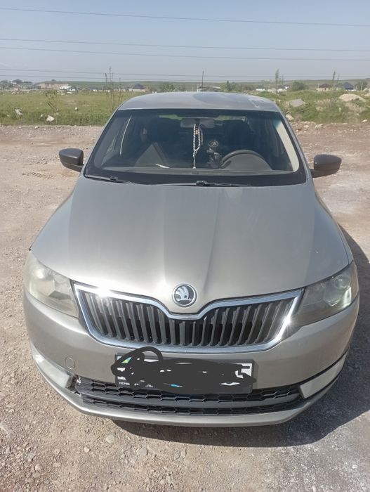 Skoda rapid лифитбек
