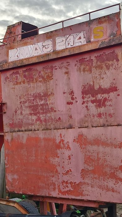 Culegatoare porumb Zmaj 214S