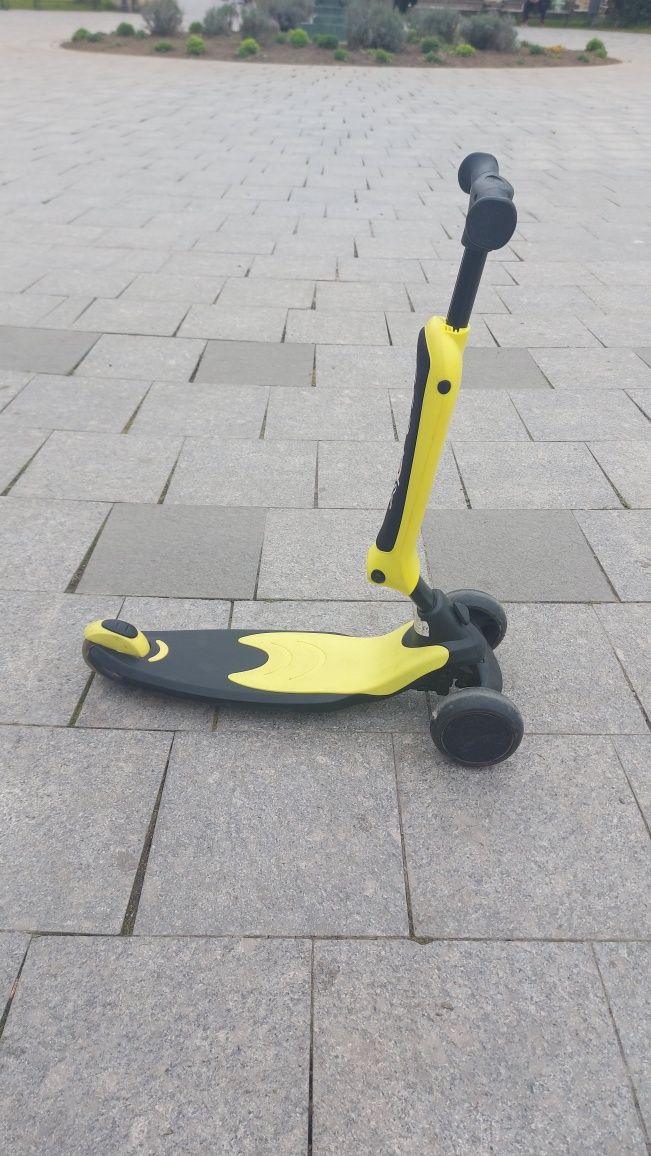 Trotineta Chipolino X-Press 2 in 1

Caracteristici:

Recomandat pentru
