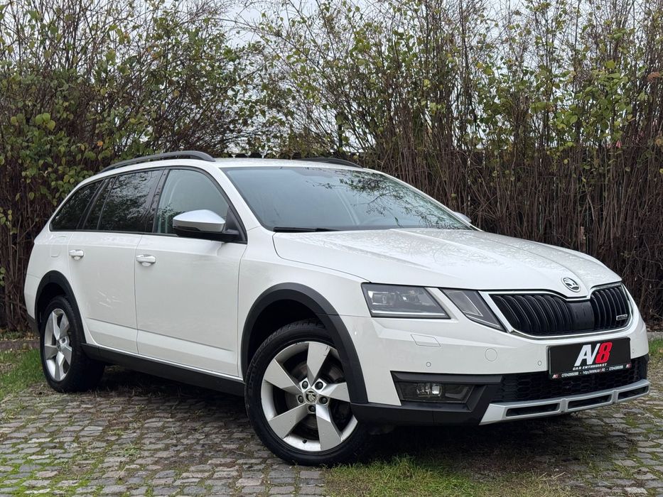 Skoda Octavia Garanție/ 184 Cp/Dsg/4X4/Led/CarPlay/Climatronic/Parktronic/KeylessGo/