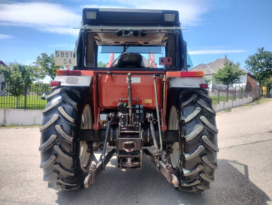 Tractor Fiat Agri 88-94 cu încărcător+cupa multifuncționala