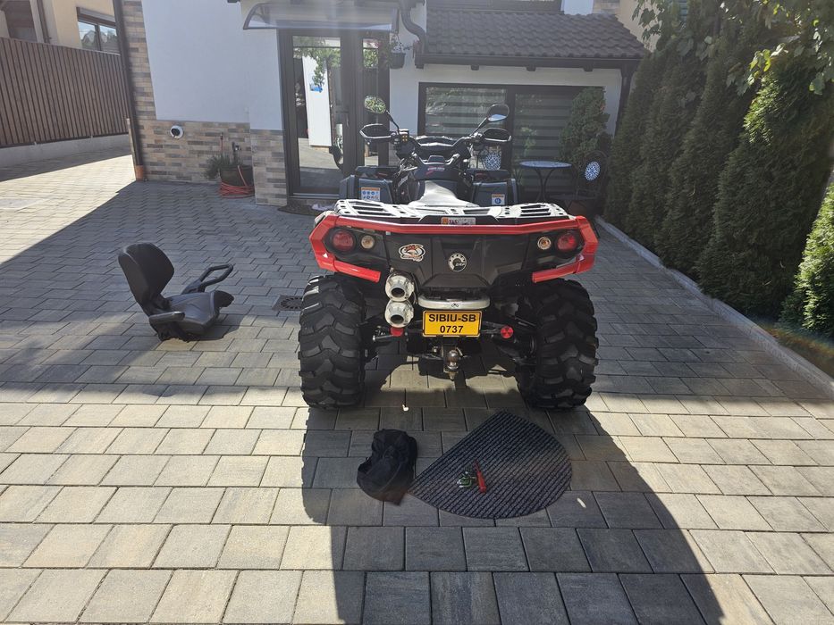 Can-Am Outlander 1000