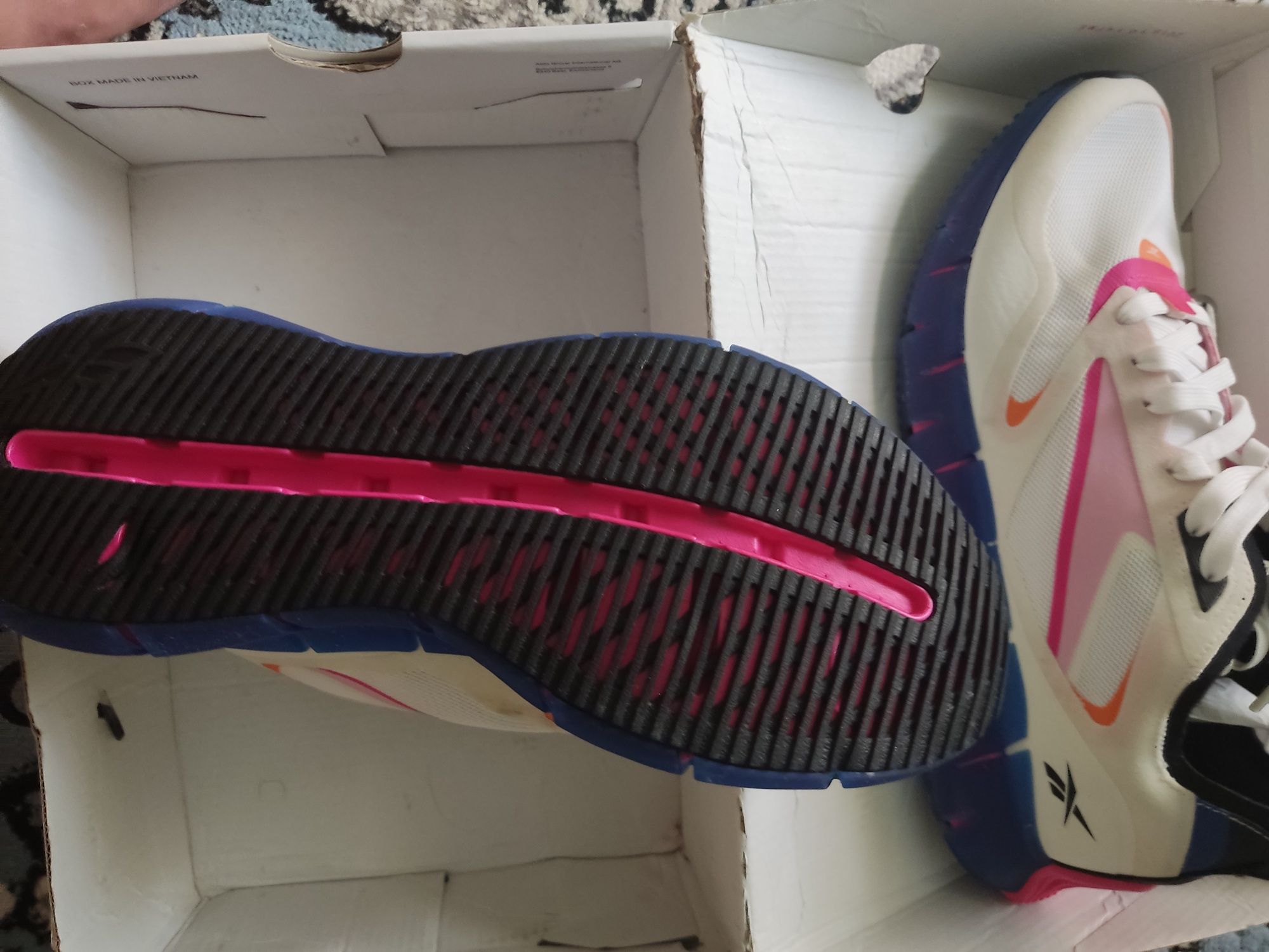 Кроссовки Reebok zig kinetika horizon