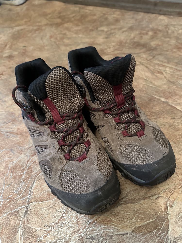 Хайкинг ботинки Merrell