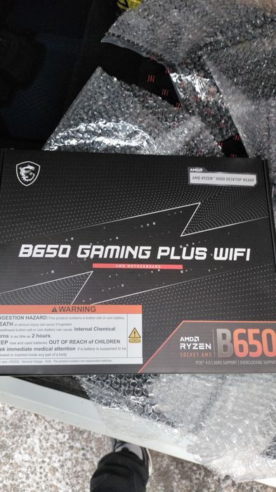 Материнская плата