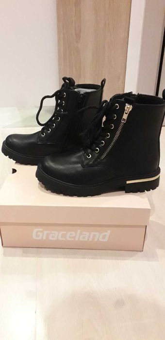 Нови детски кожени боти 32 номер