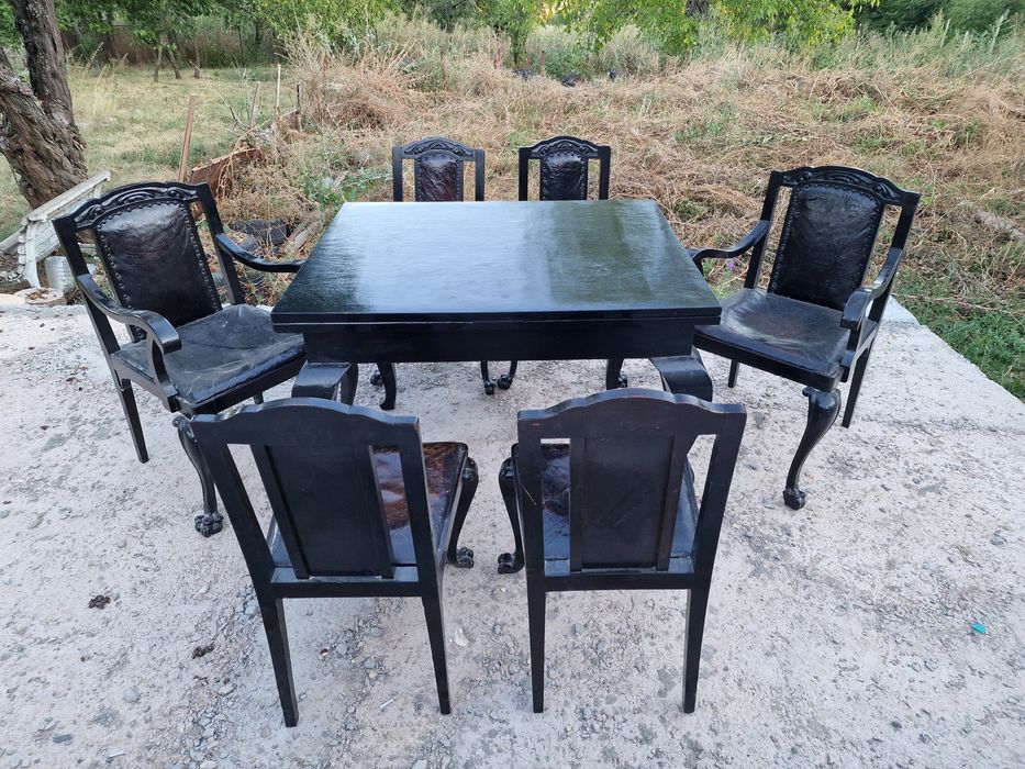 Старинен комплект мебели