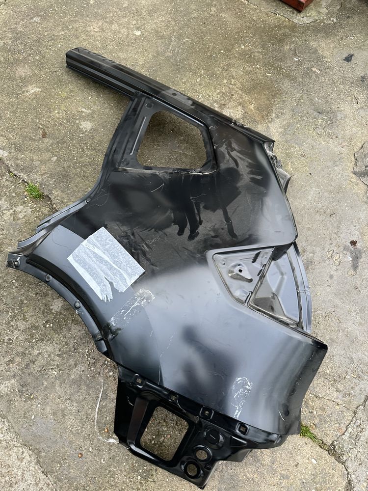Aripă stânga spate nissan x-trail t 32.