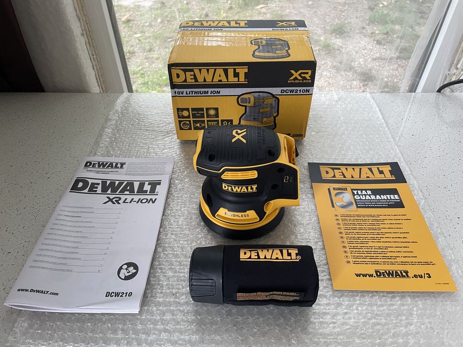 DeWALT DCW 210N XR. Slefuitor Orbital /(CZECH REPUBLIC.) Original Nou!