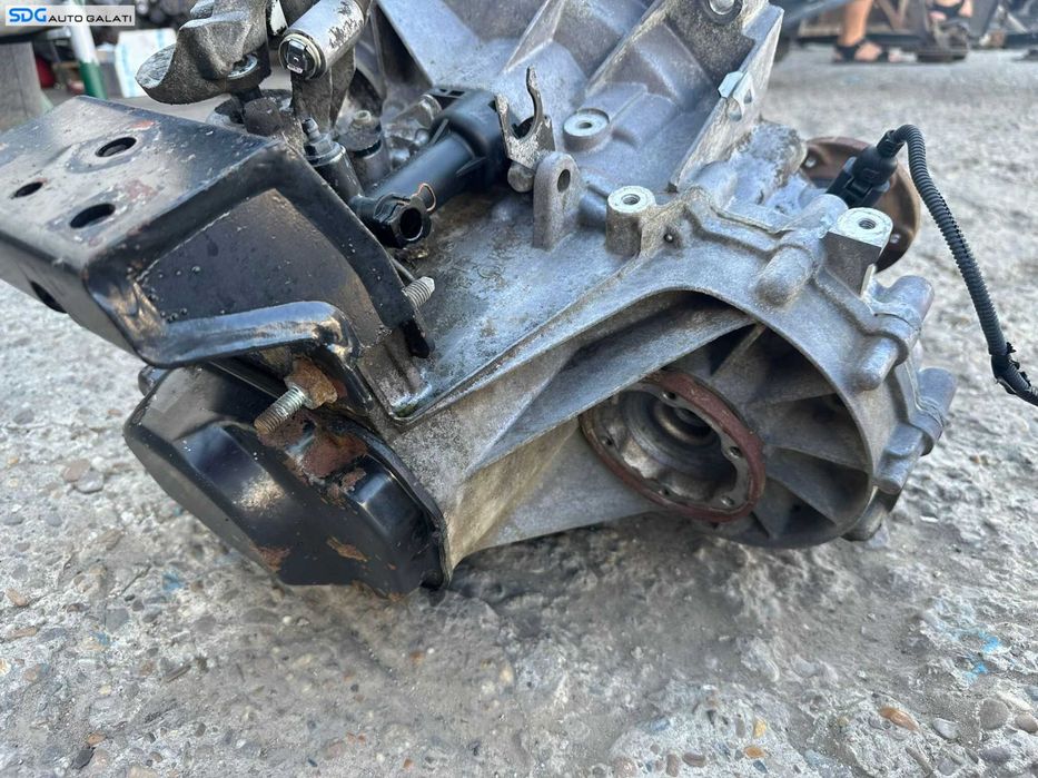 Cutie Viteze Manuala 5 Trepte Cod FYK Volkswagen Golf 4 1.6 FSI 1998 - 2005 [X3995]