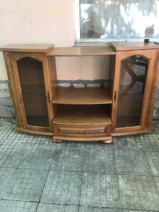 Ретро hi- fi шкаф запазен