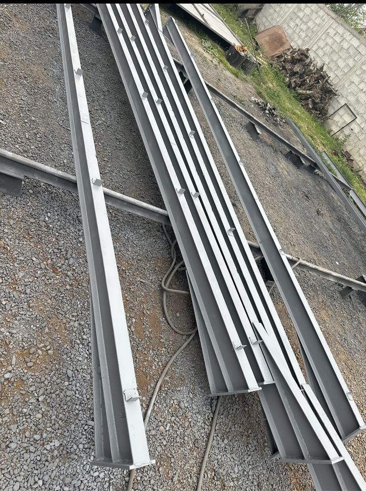 Structura metalica pe stoc 6x20 IPE 140 intr o apa schimb si cu auto