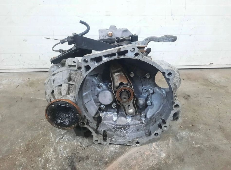 Cutie de viteze VW Passat B6 1.9 TDI 5+1 trepte cod cutie