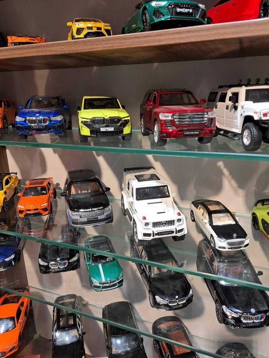 Метални хоби колички различни размери 1/24  1/32 DARENLAND