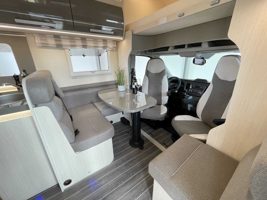 Autorulotă NobelArt A-9000, nou model 2025, Alcove, 6 Locuri, Ford