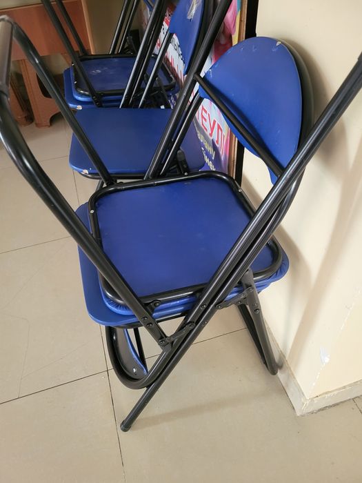 Продается офисные складные стуля