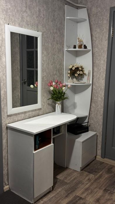 Продам квартиру .