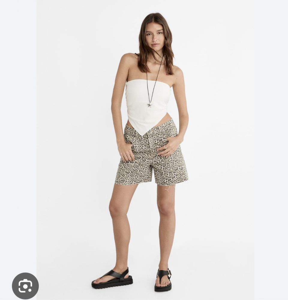 Къси панталони Stradivarius