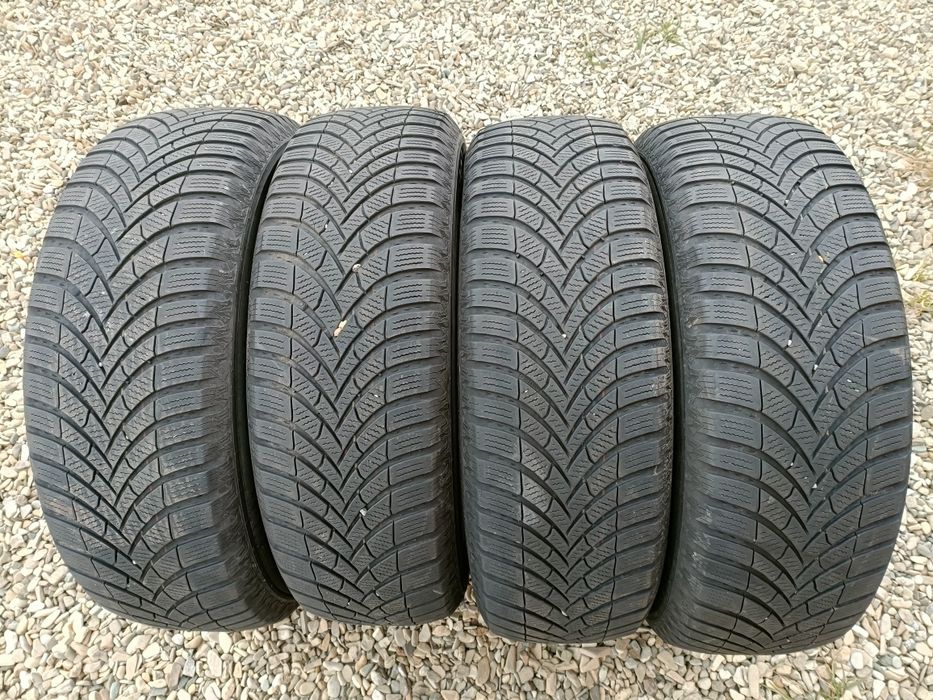 215 70 R16 Semperit DOT22