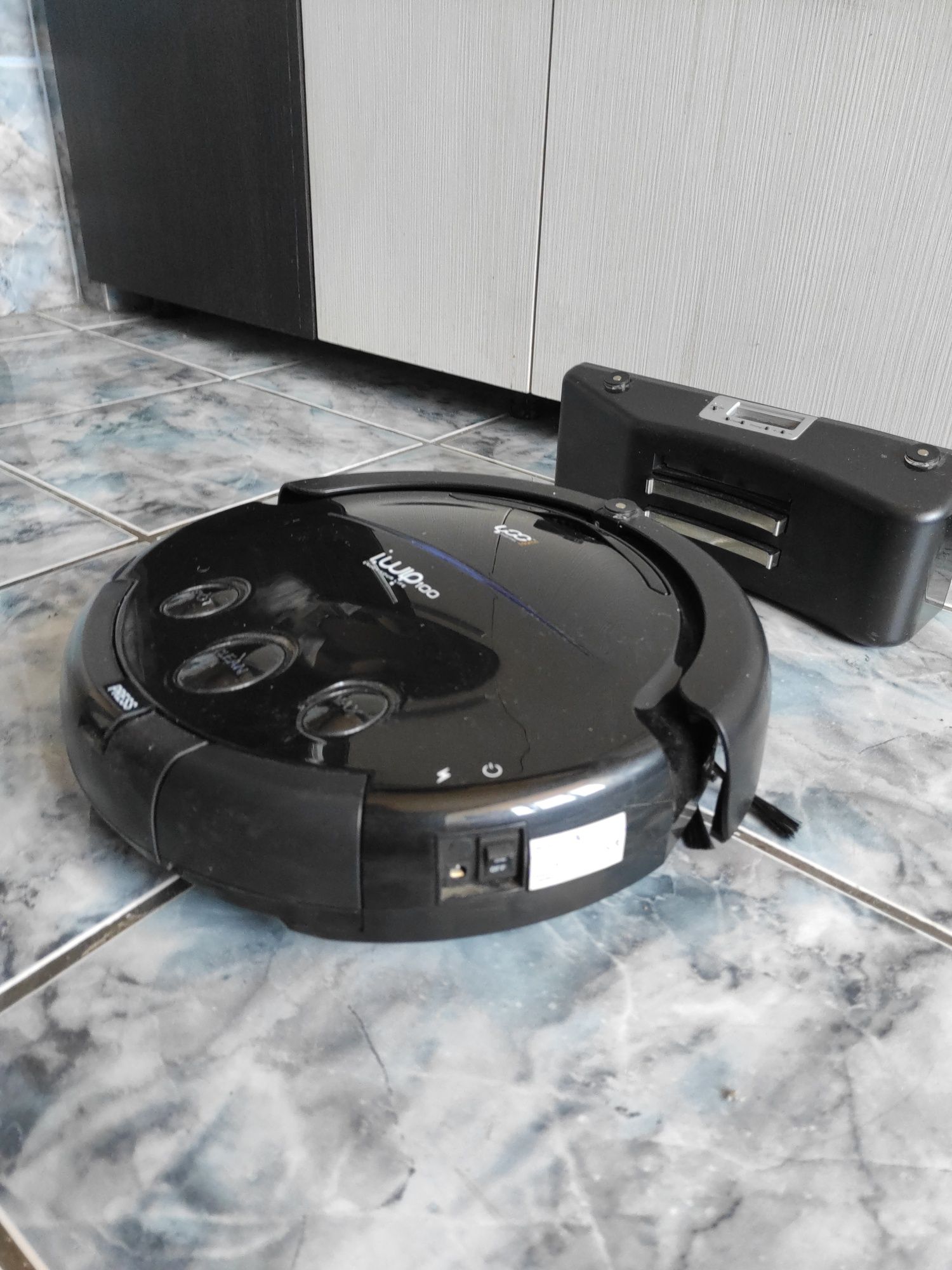 Robot de curățenie în stare perfectă de funcționare