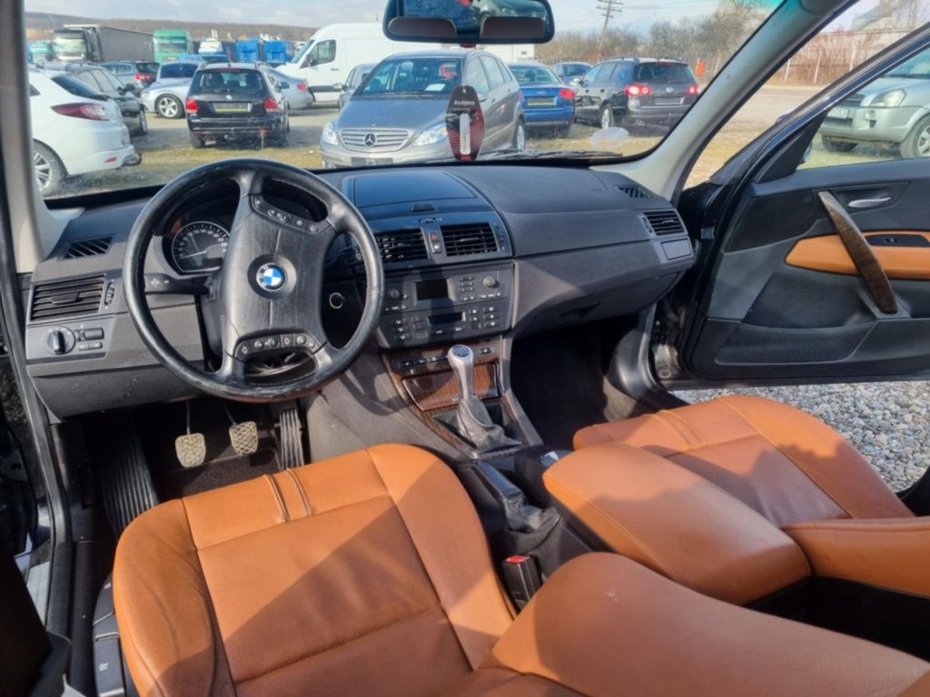 BMW x3 Model Facelift / 2.0 150 CP 4x4 / cel mai fiabil motor Distribu