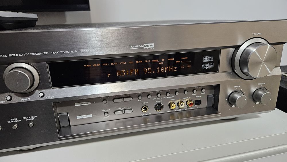 Receiver Yamaha rx v1300+ telecomanda