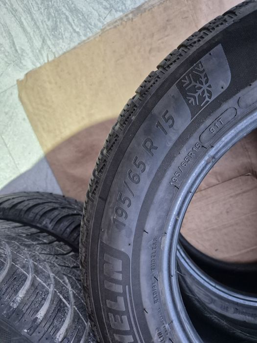 Vând cauciucuri 195/65/15 M+S seturi de câte 2 buc imp Germania