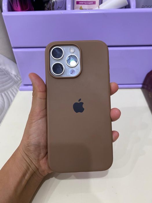 Продается 15 pro max 256г в отлично состоянии, ни одной царапины