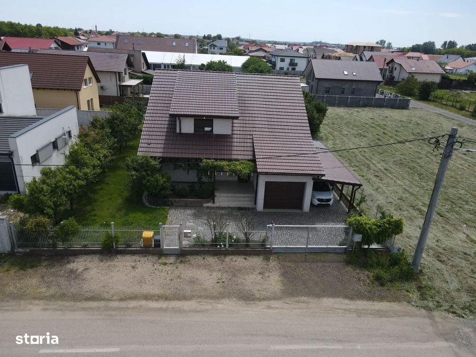 Casă Individuală Poziție Excelentă  Garaj Portcar Pivniță  P+E+M Com0%