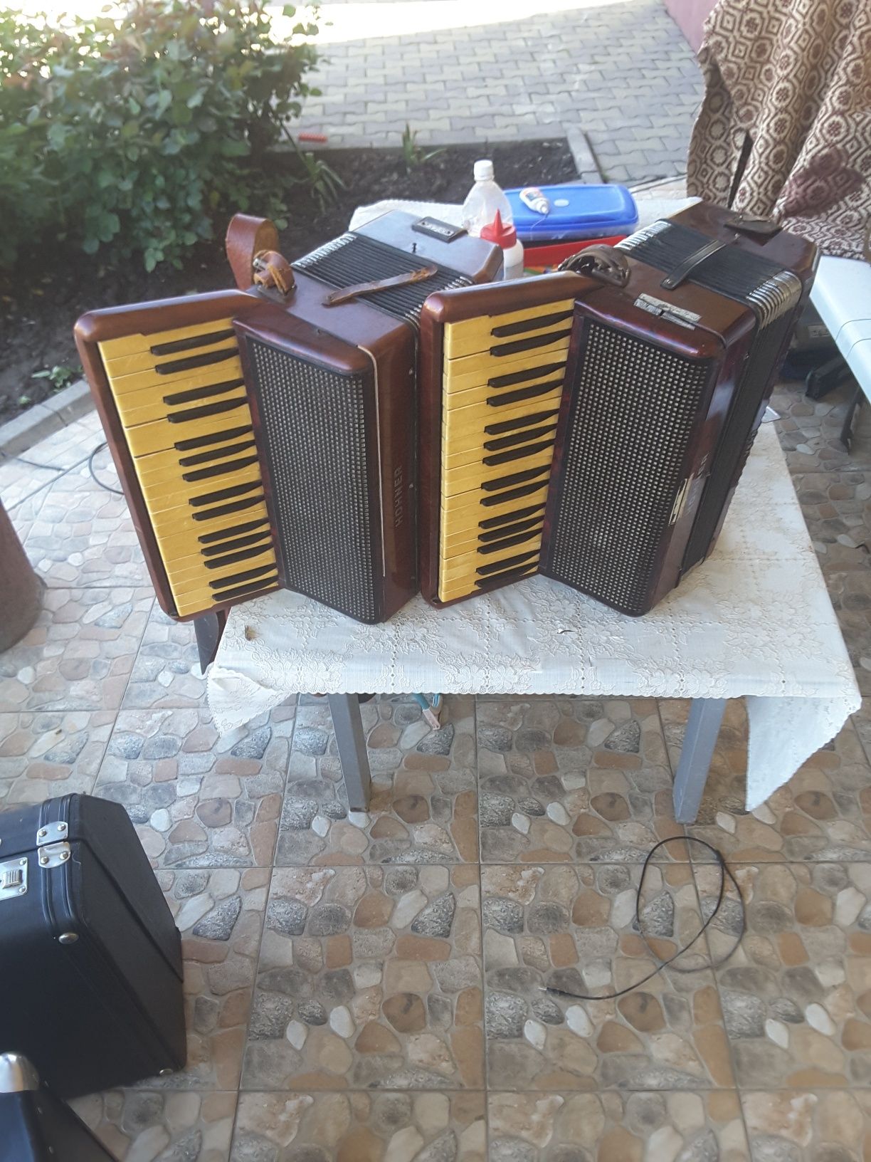 Vand acordeoane hohner verdi 2 cu 80 basi