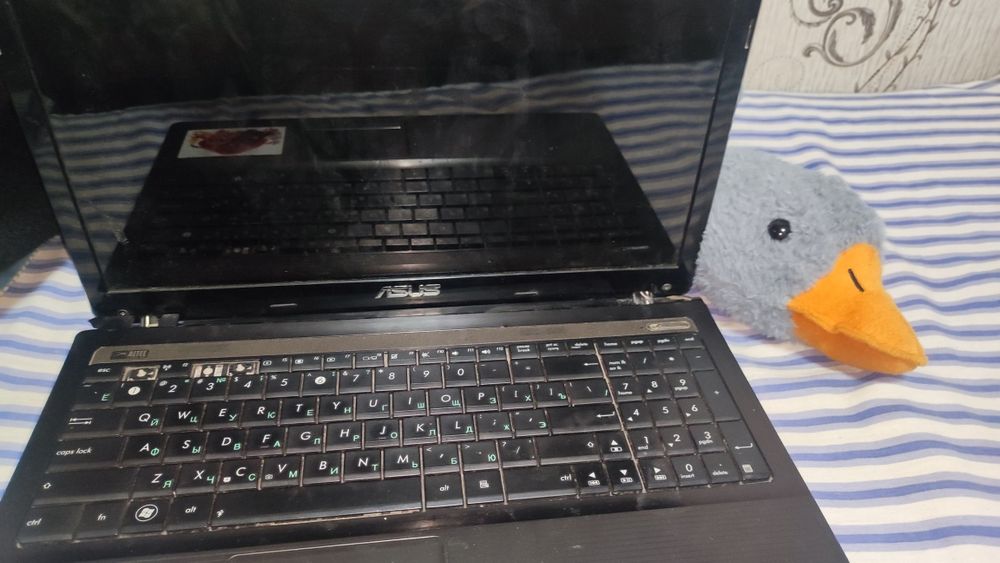 Рабочий ноутбук Asus K53Ta, дешево