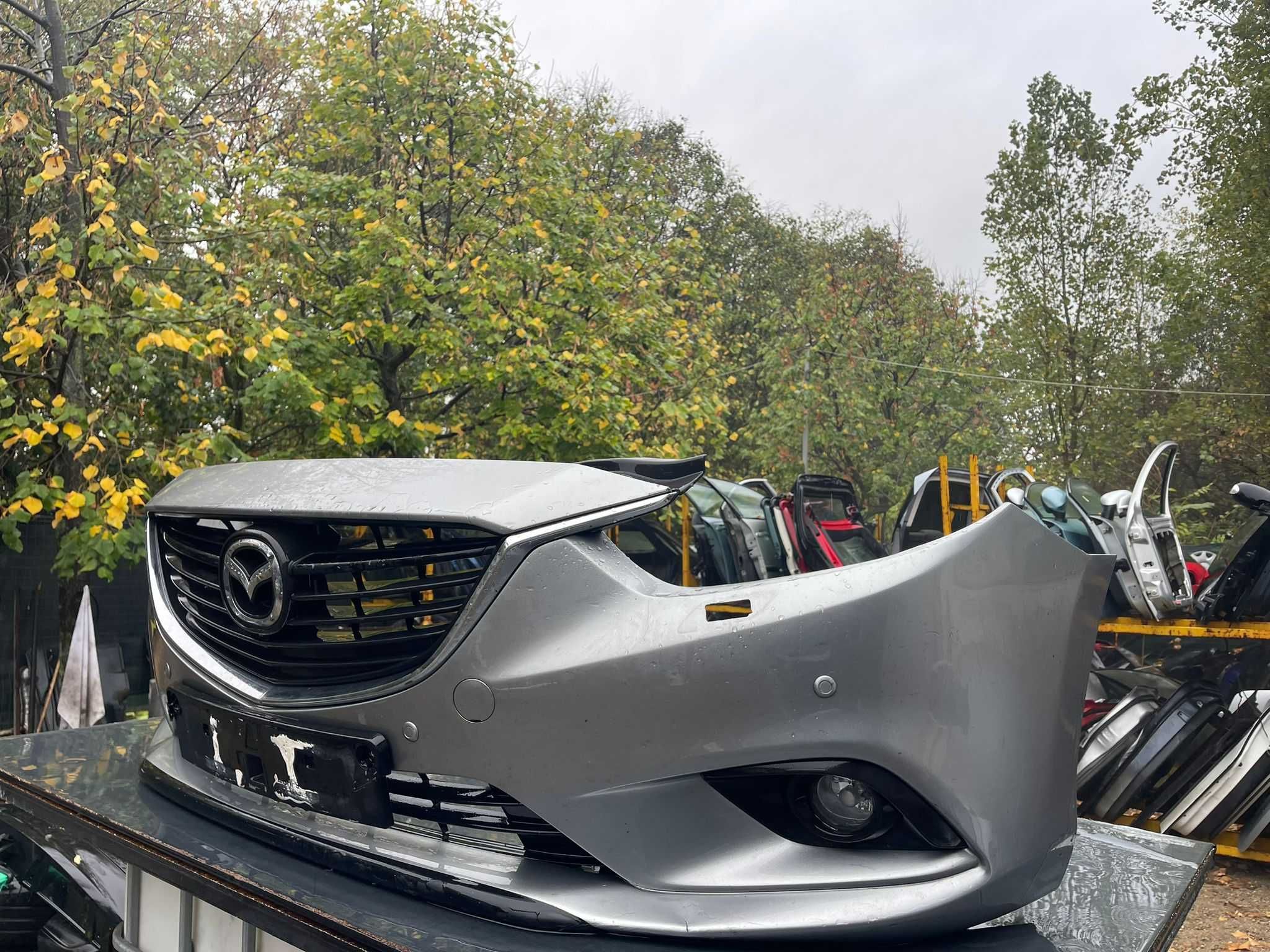 Bara fata Mazda 6 cu senzori , spalatoare si proiectoare 2013-2017