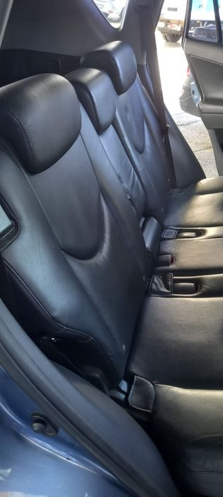 Vânzări auto Toyota RAV4