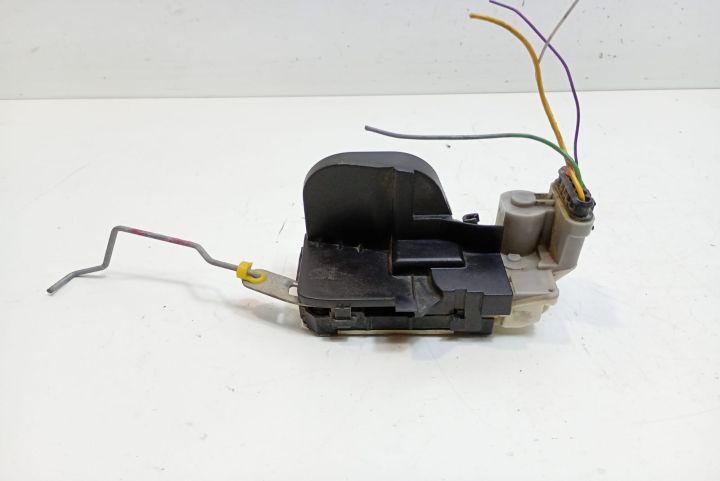 Broasca usa stanga fata Alfa Romeo 147  seria