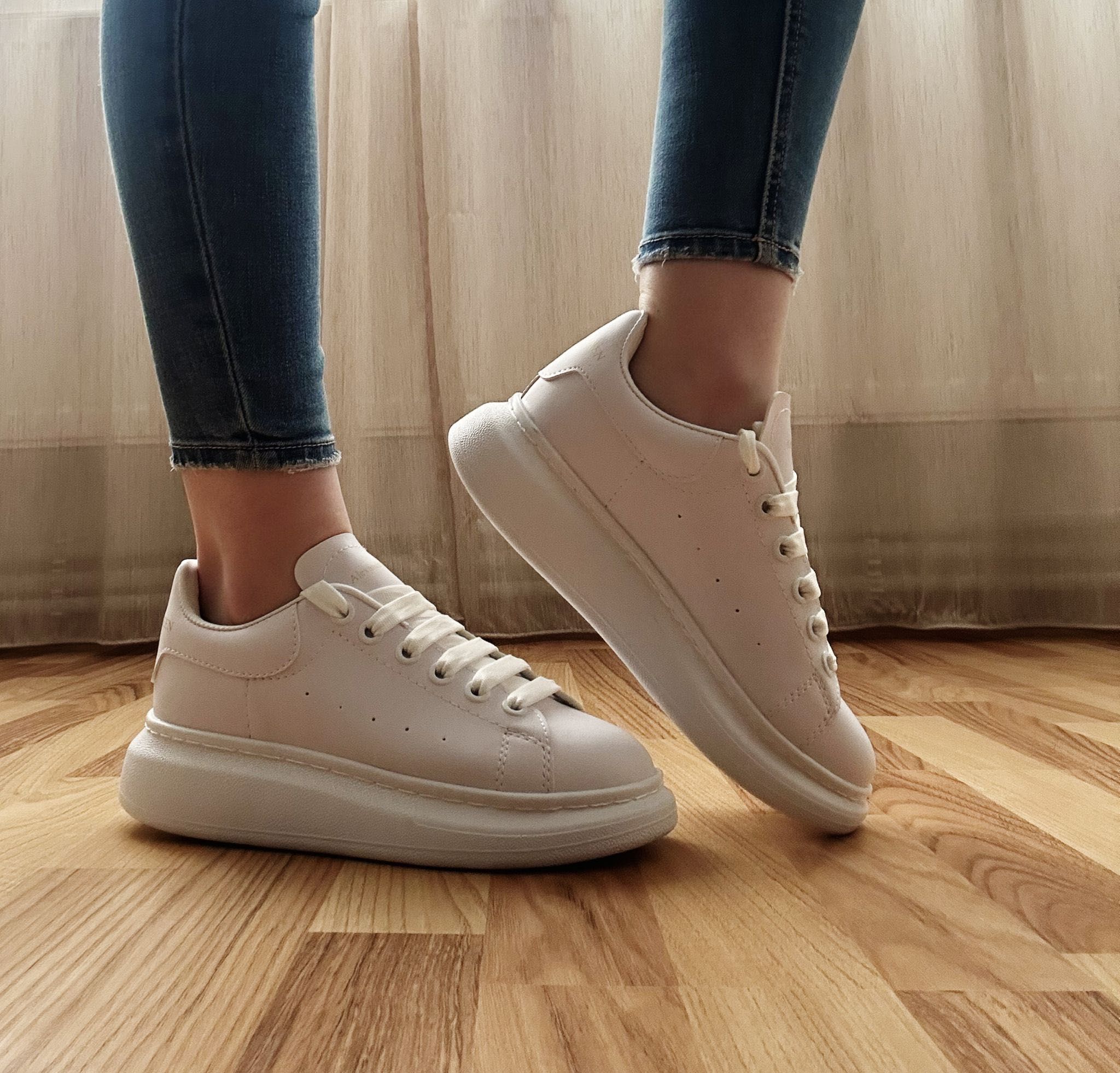 Adidasi Alexander McQueen