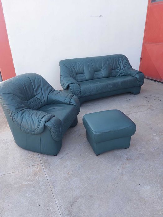 Кожени дивани и фотьойли