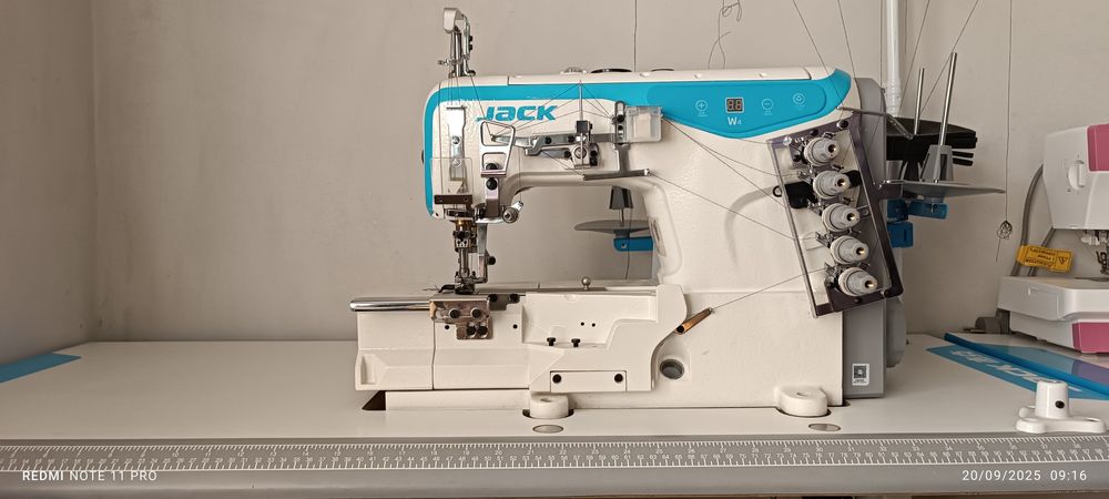 Tikuv mashinasi Jack W4