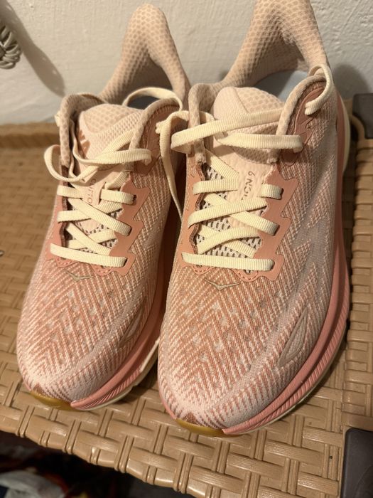 Adidasi Hoka Clifton 9