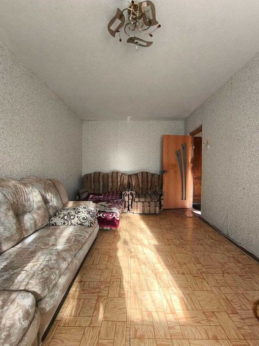 Продается 1-комнатная кв в районе центрального стадион