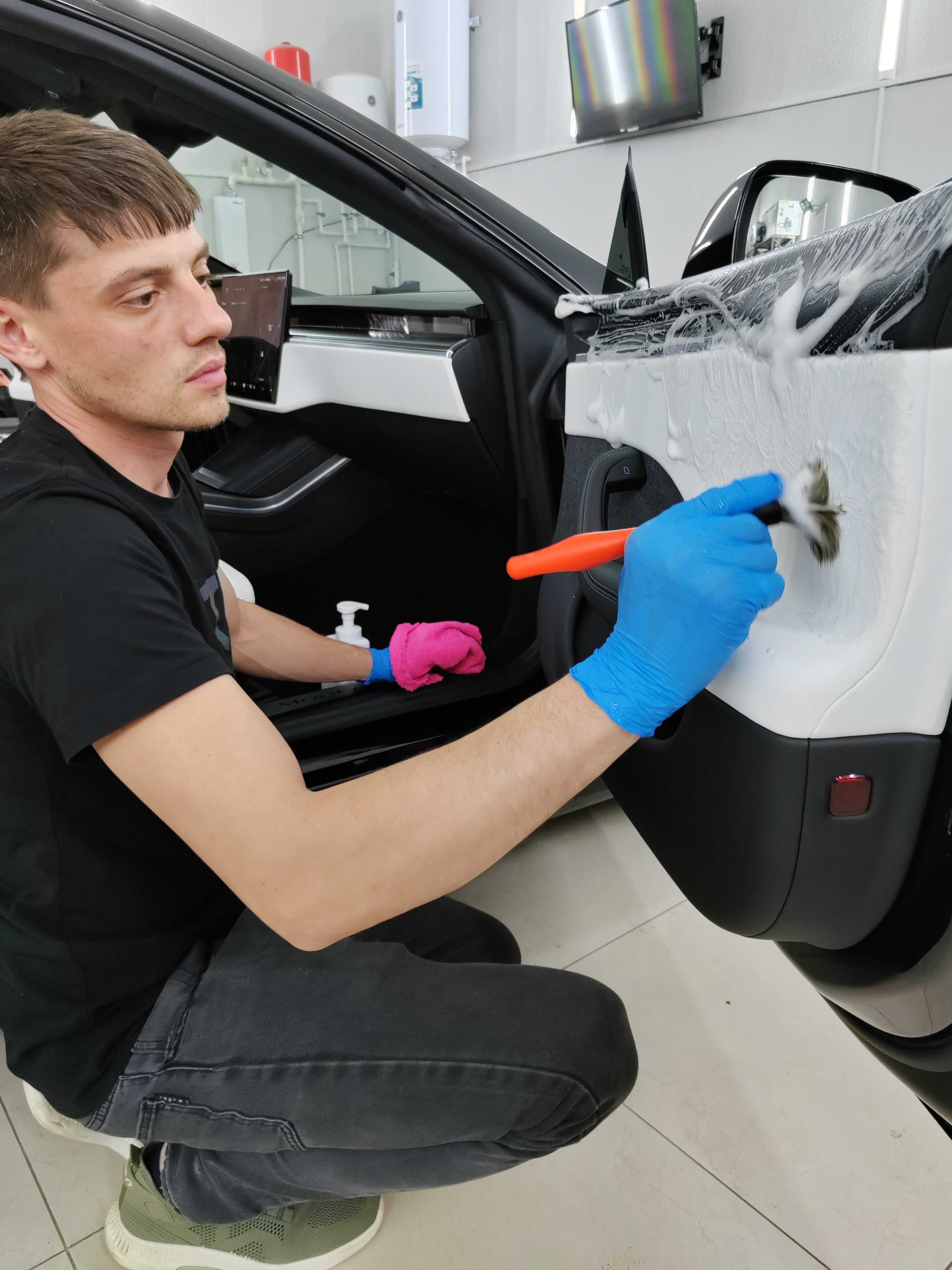 Химчистка салона автомобиля