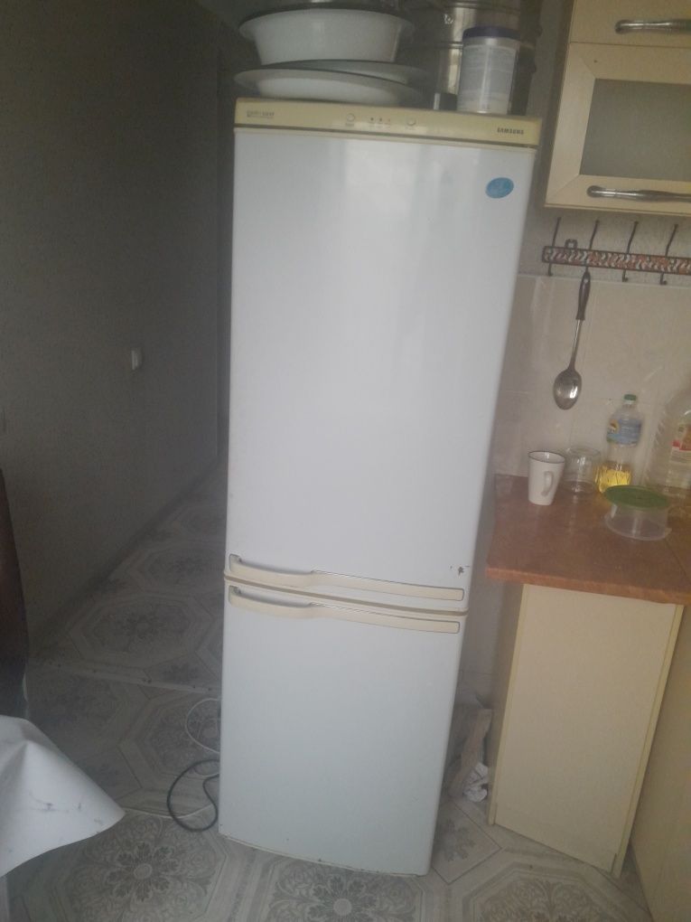 Холодильник Самгунг