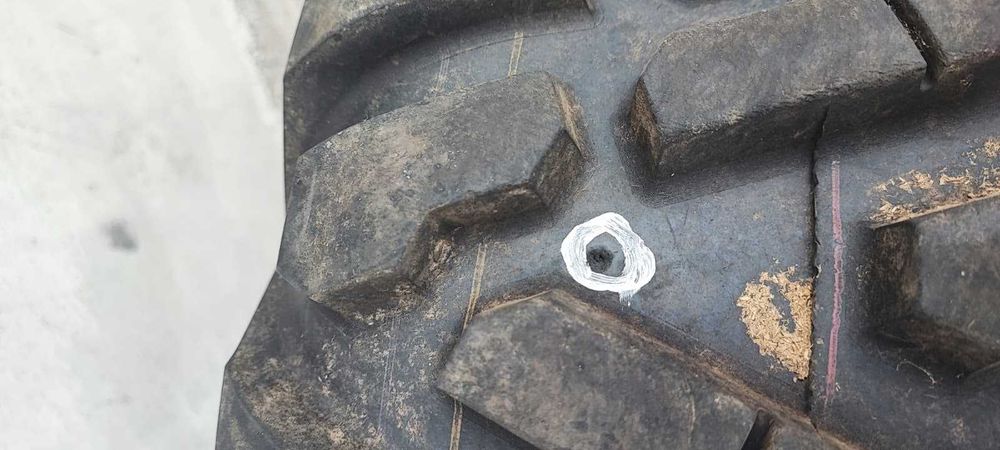 Cauciucuri pt atv 2X Bighorn 25x10x12 si 2X Duro Power-grip 25x8x12