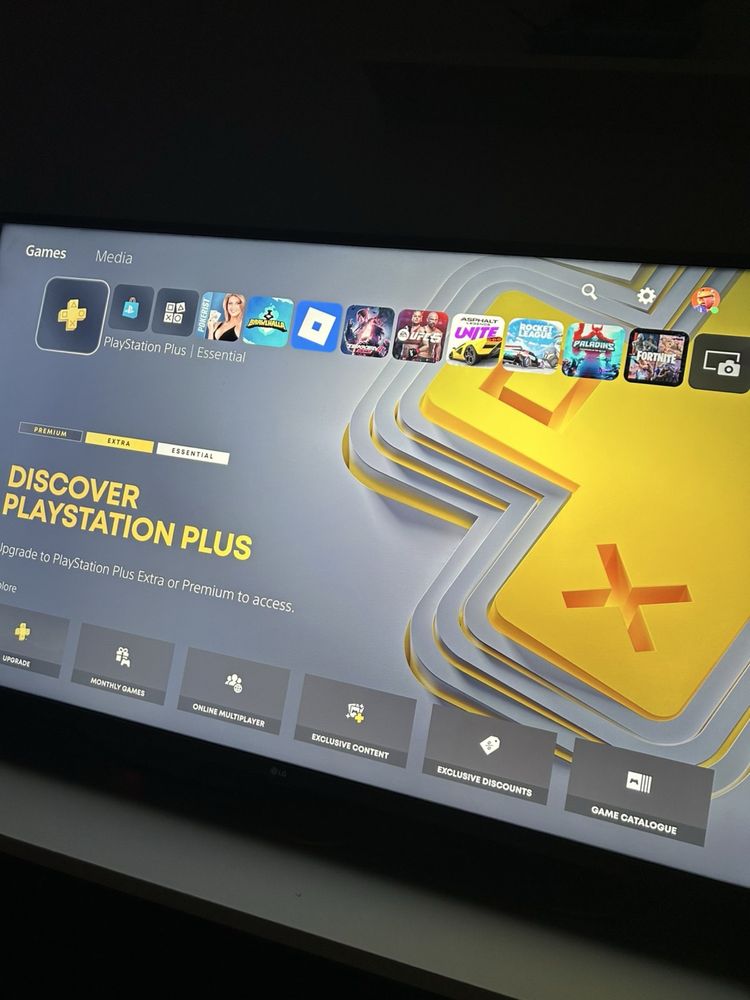 Продавам Playstation 5 с гаранция
