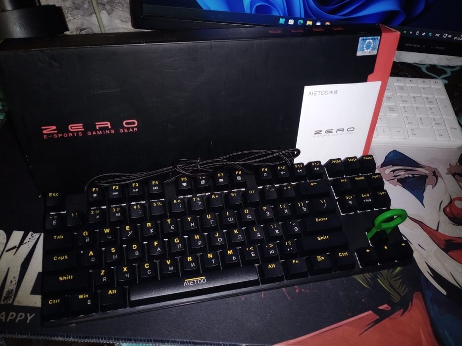 Клавиатура MeToo Zero X52 черный