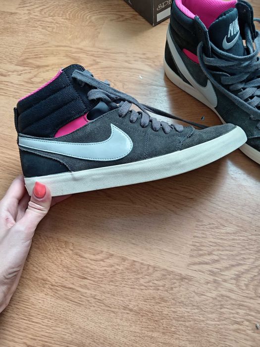 Дамски кецове Nike