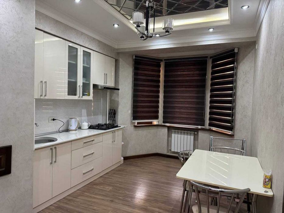 ПРОДАЖА КВАРТИРЫ!2х комнатная,52 кв.м| ул Шота Руставели. США