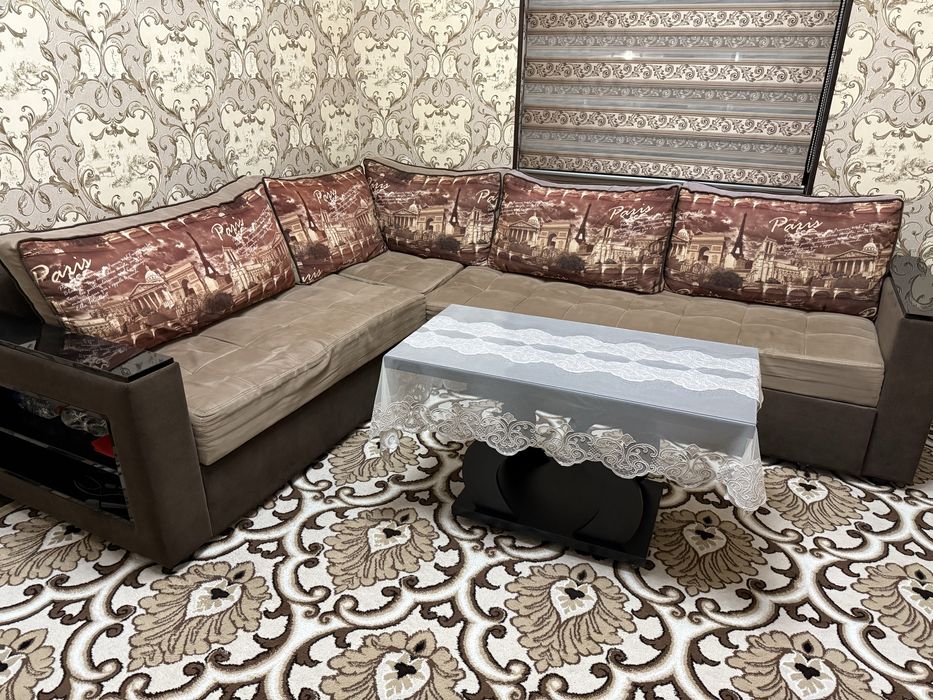 Продаётся  диван