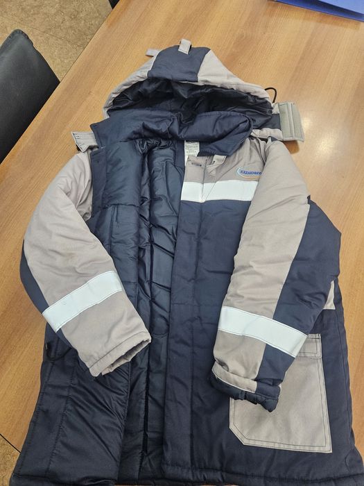 Продам спец одежду